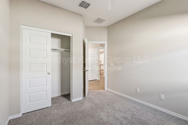 Building Photo - 13179 W Brookhart Way