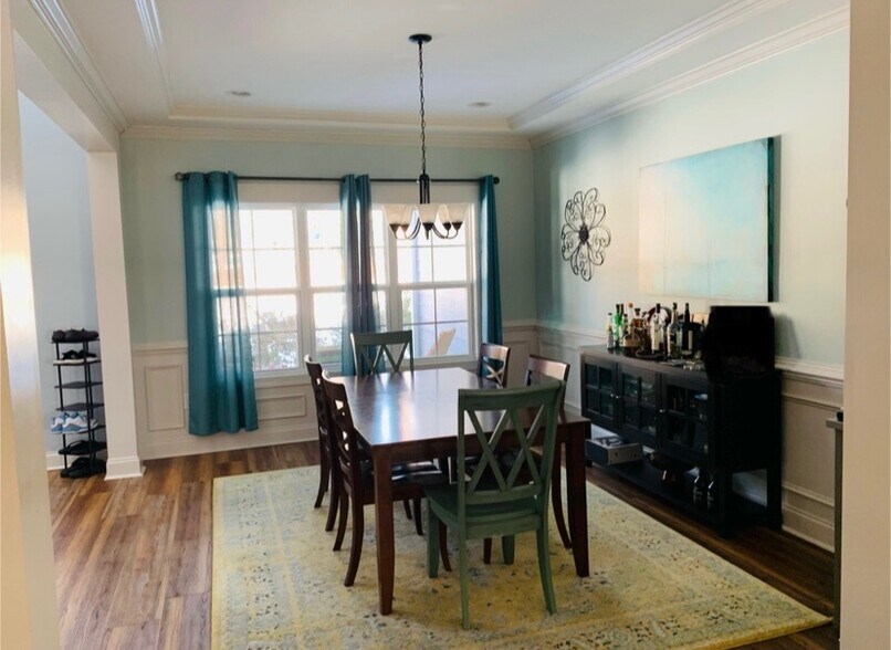 Building Photo - 712 Rookery Ln