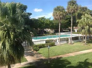 Building Photo - 2700 Riverside Dr