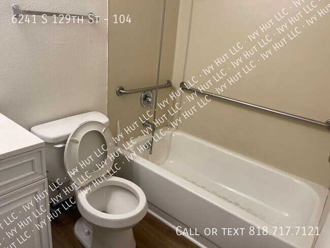 Building Photo - 6241 S 129th St