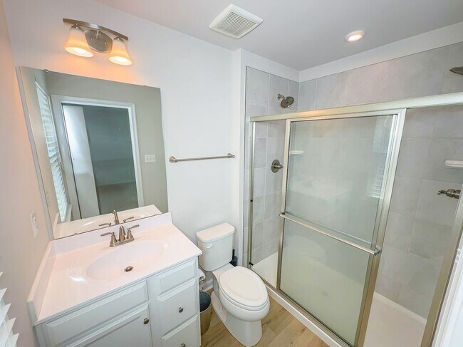 Building Photo - 72 Caswell Dr