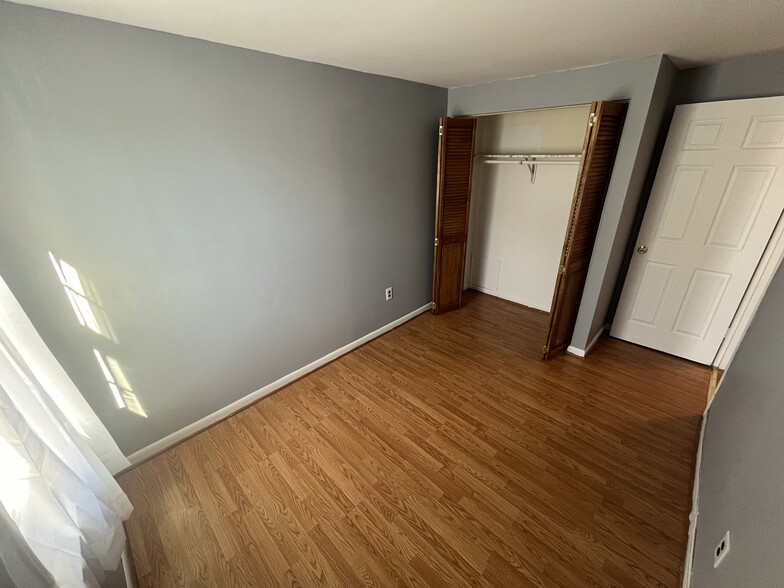 Bedroom 1 - 1012 N Central Ave