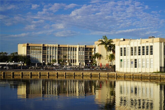 Building Photo - 701 Three Islands Boulevard