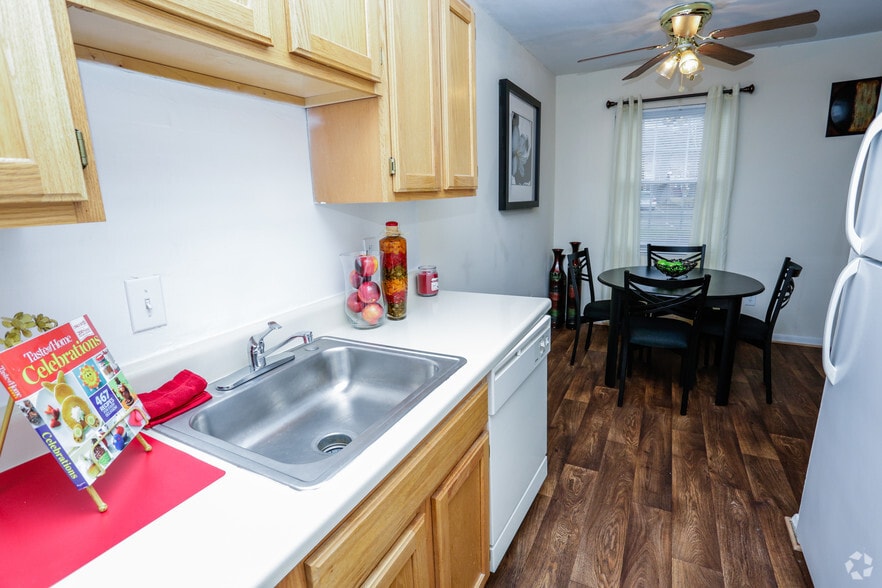 Ridgewood Club 4594 Wicklow Virginia Beach VA 23452 Apartment Finder