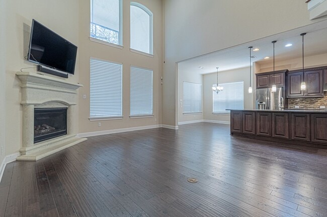 Building Photo - Charming 4-Bedroom Home in Prime North Central Location!
