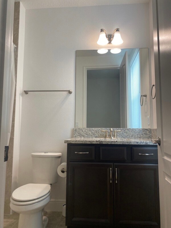 Building Photo - 13219 Oakenshaw Ln