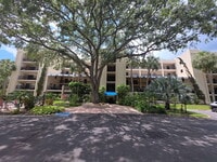 Building Photo - Condo For Rent in Tarpon Point