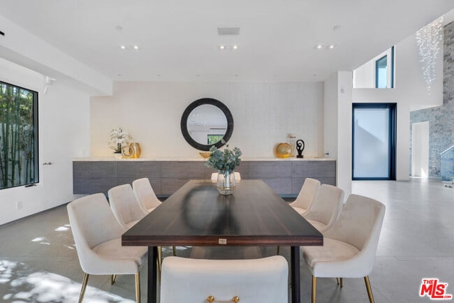 Building Photo - 23136 Park Contessa