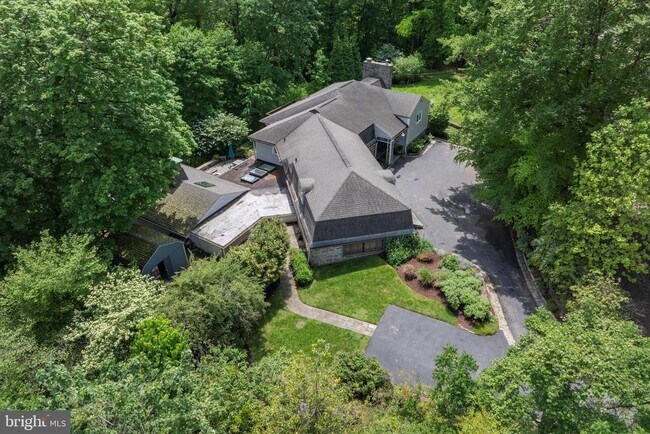 Building Photo - 241 Cheswold Ln