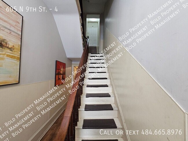 Building Photo - 605 N 9th St