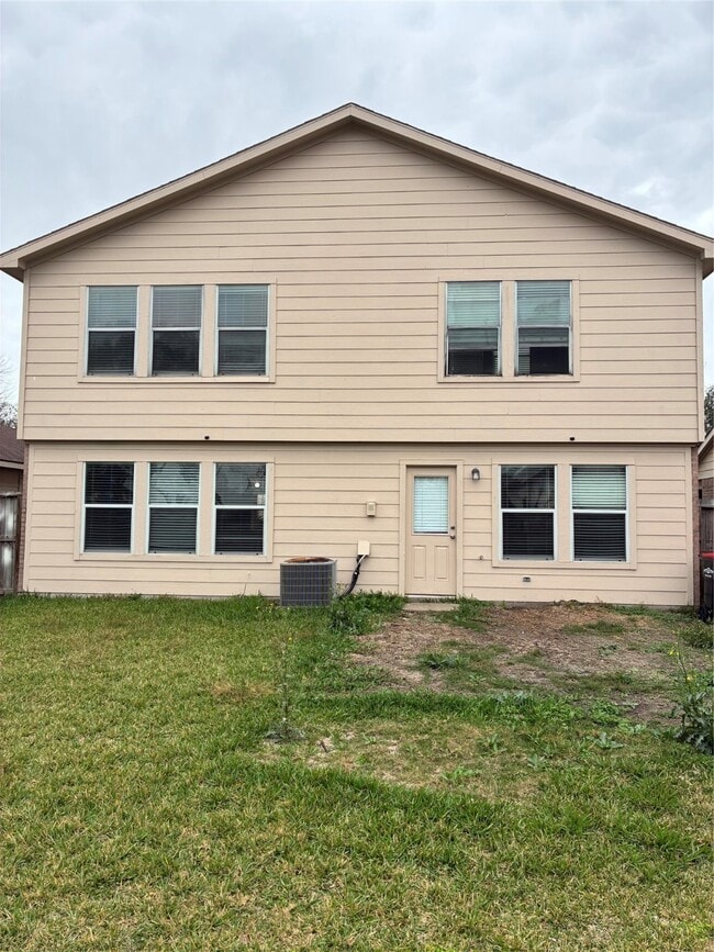 Building Photo - 9126 Kendale Dr