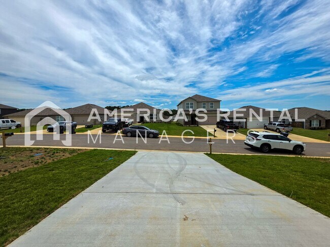 Building Photo - New Construction Home for Rent in Lincoln!