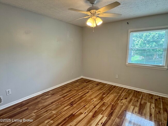 Building Photo - 9218 Axminster Dr