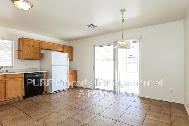 Building Photo - 4317 N 111th Ln