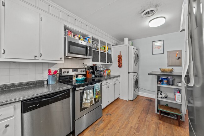 Building Photo - 1309 Willow St