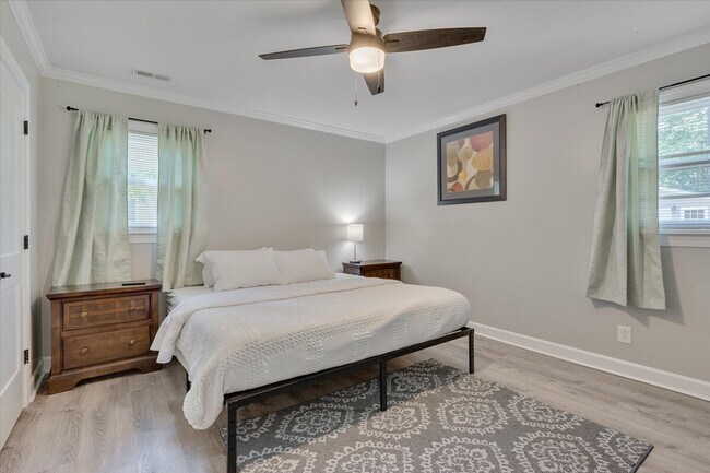 Building Photo - 1012 Glenco Rd