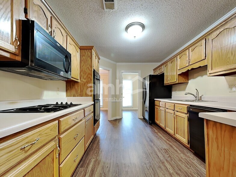 Building Photo - 2366 Carrol Ridge Ln