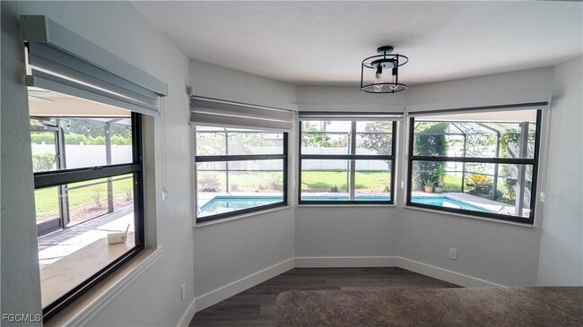 Building Photo - 1702 SE 14th St