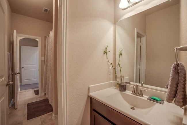 Building Photo - 5209 Texana Dr