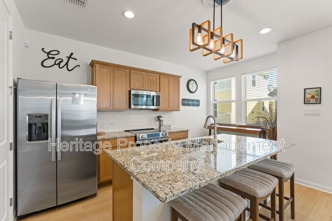 Building Photo - 2119 Hofstaat