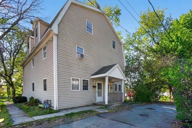 Building Photo - 1719 Madison Ave