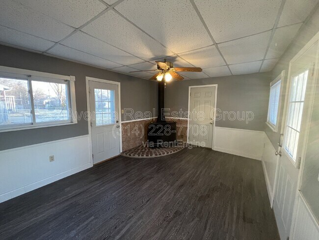 Building Photo - 1160 Mullanphy Ln