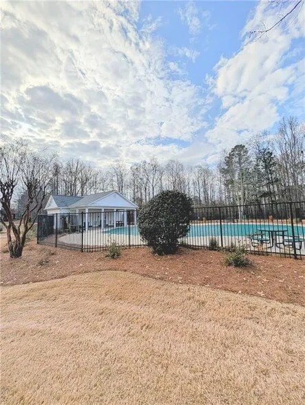 Building Photo - 1041 Annazanes Ct