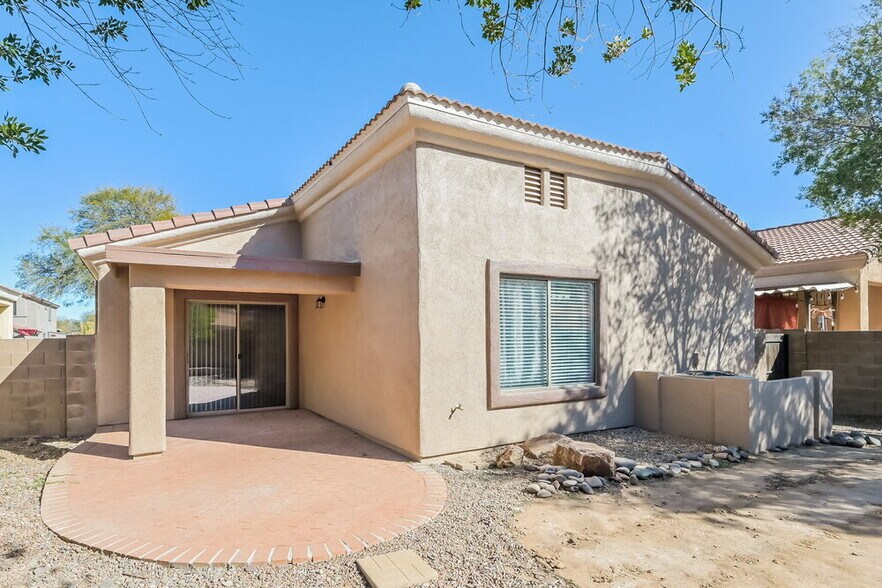 Building Photo - 14430 S Camino Tierra Monte