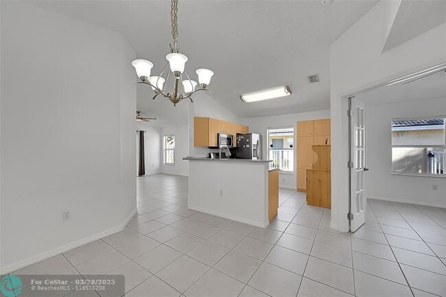 Building Photo - 5361 NW 90th Ave