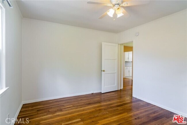 Building Photo - 2334 Keeler St