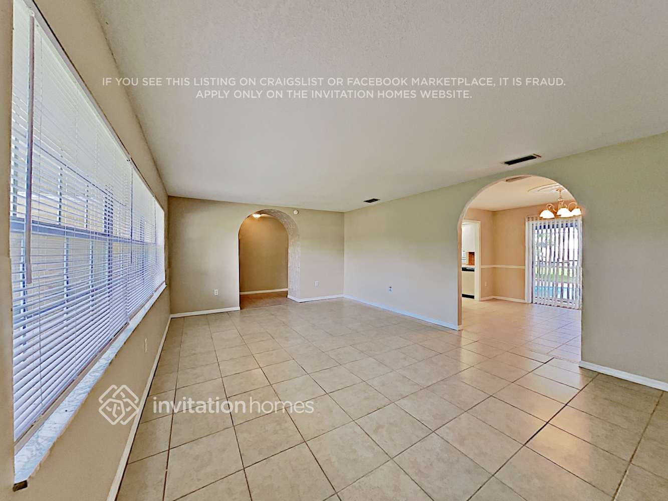 Building Photo - 4407 Orangewood Loop E