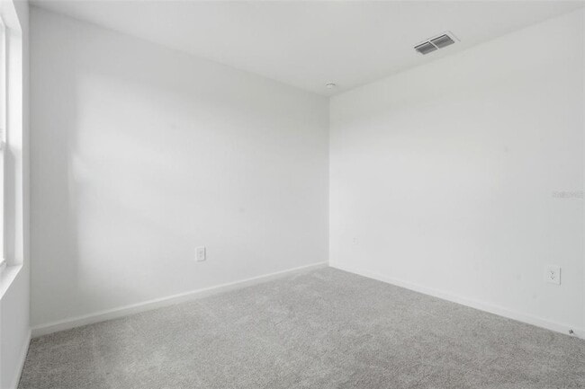 Building Photo - 2756 Lookout Rdg Rd