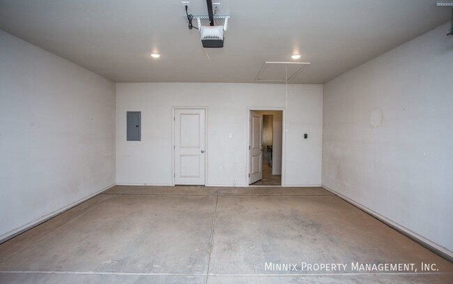 Building Photo - 1138 N 7th St