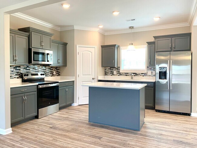 Building Photo - 448 Ayden Ln
