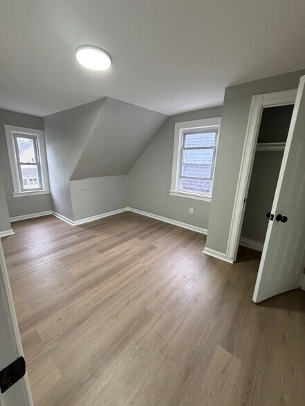 Building Photo - 19 N 18th St
