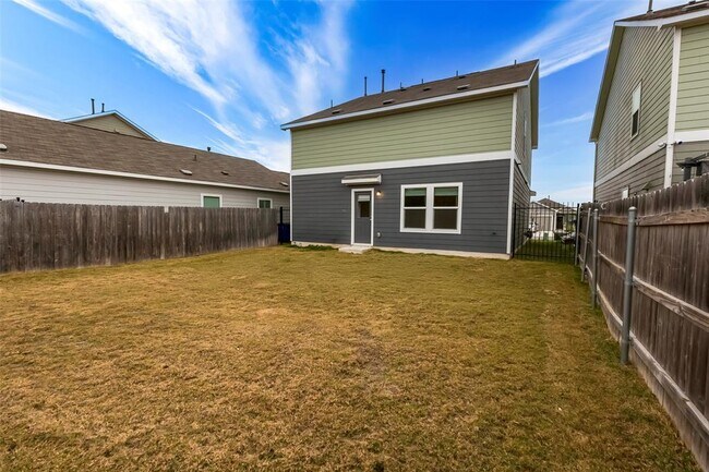 Building Photo - 7706 Poppy Petal Dr