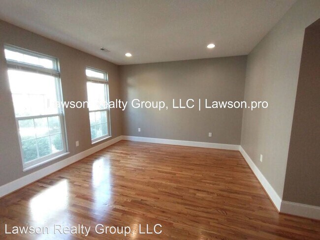 Building Photo - 2 br, 2.5 bath House - 3905 Colonial Green...