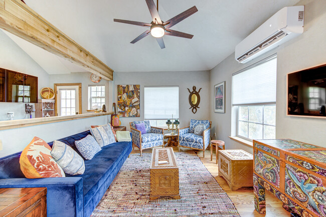 Cozy and Uniquely designed Living room with Mexican Antiques - 1831 Sul Ross St