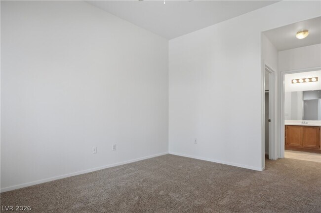 Building Photo - 10245 S Maryland Pkwy
