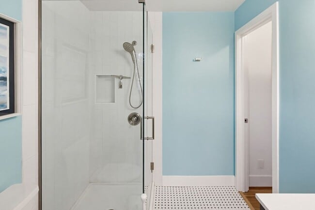 Building Photo - 3 Bedroom Home with Ocean Views in Point Loma