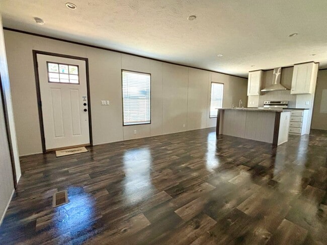 Building Photo - 2101 Ladnier Rd