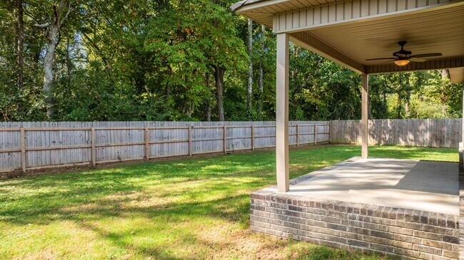 Building Photo - 18 Lilly Ann Cir
