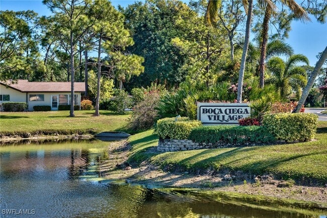 Building Photo - 3655 Boca Ciega Dr