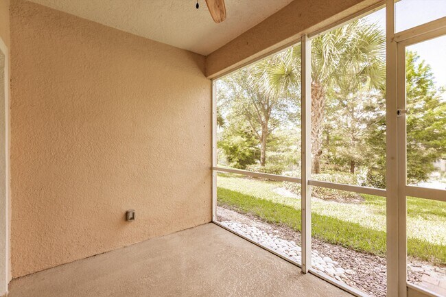 Building Photo - 27490 Palmesta Circle