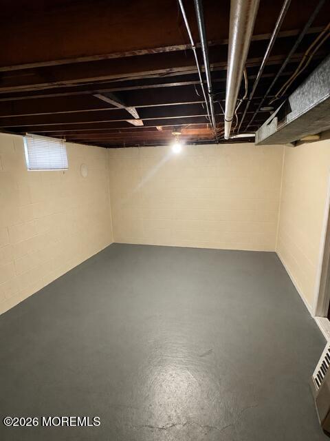 Building Photo - 129 Dittmar Dr