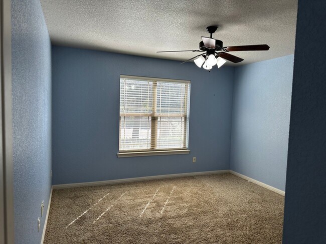 Building Photo - 10412 Whitney Trace Dr