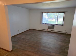 Building Photo - W151S6979 Cornell Cir