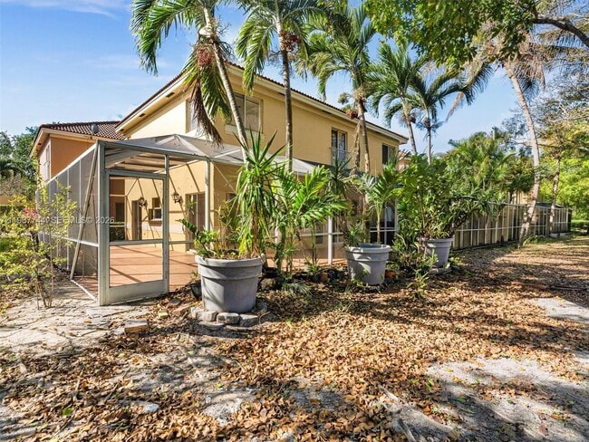 Building Photo - 11407 Lakeview Dr