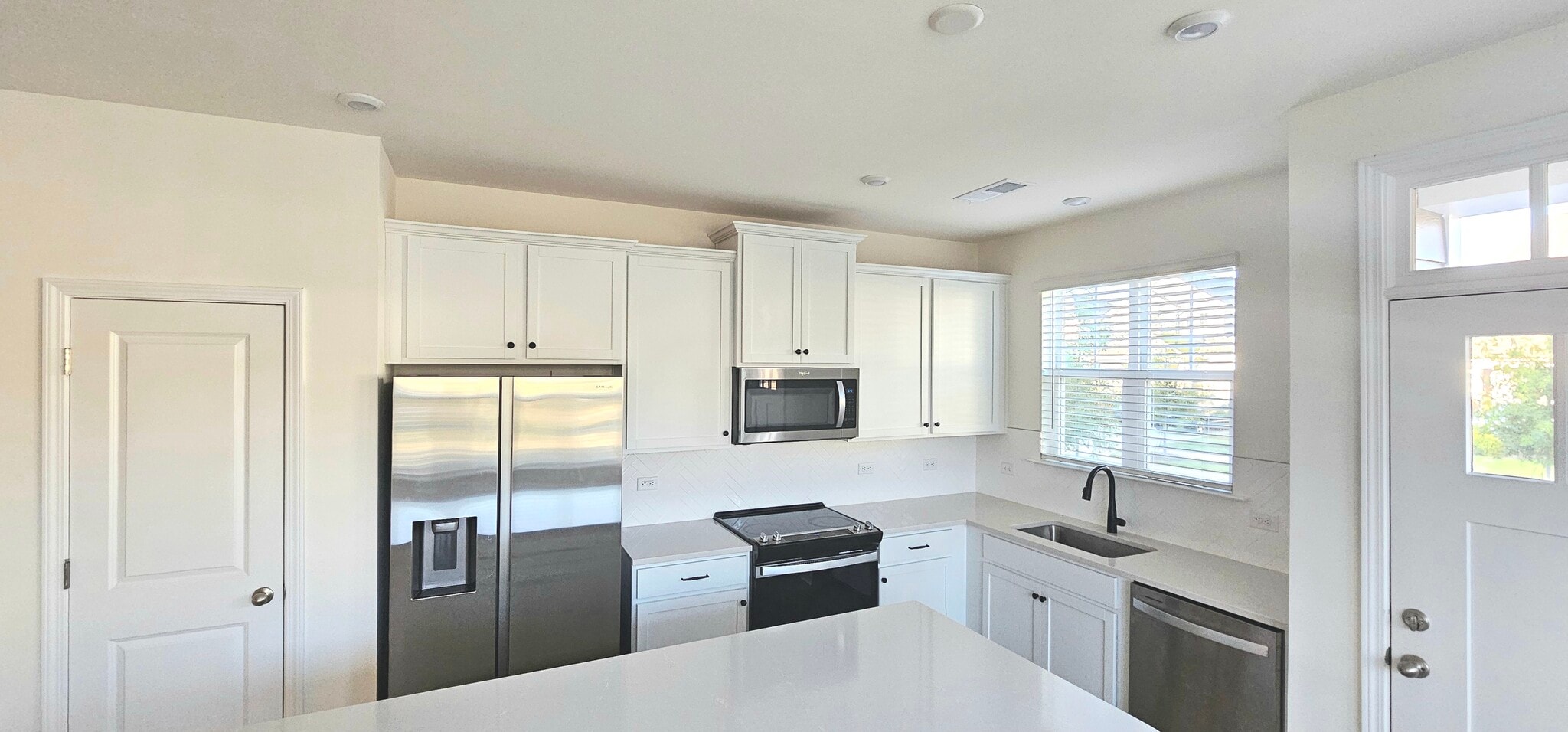 Building Photo - 1534 Cedar Tree Dr