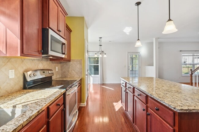 Building Photo - Welcome to this charming 4-bedroom, 2.5-bathroom home located in Durham, NC.!